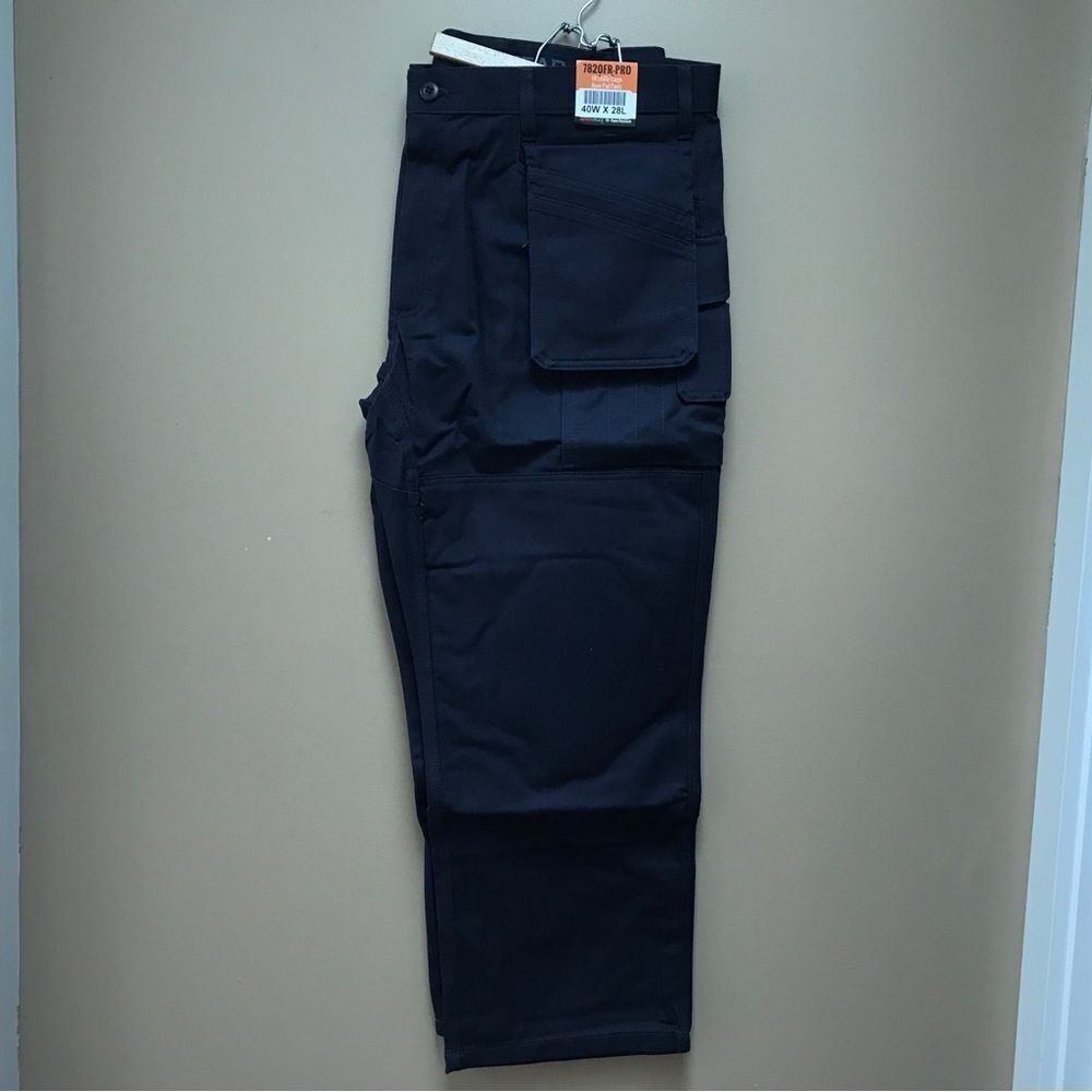 NWT Thrive Work Wear Flame Resistant Utility pant (40W x 28L) - Picture 8 of 9